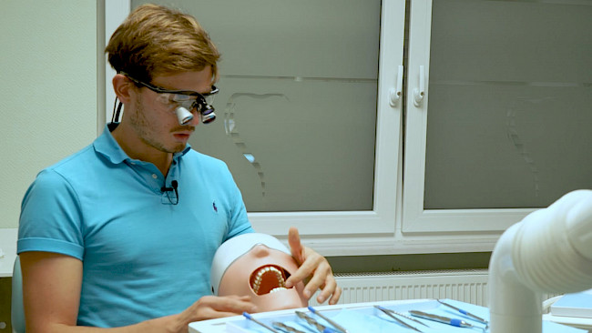 Präparation Zahn 33 Vollkeramikkrone