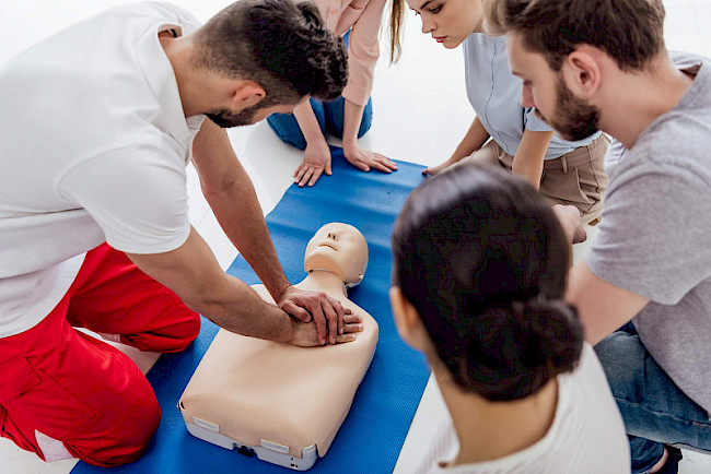 UE1 Video 2.1 - Überblick verschaffen und Notruf absetzen