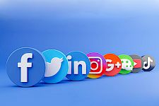 Social Media & Webseite