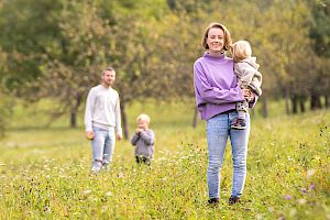Leichtigkeit im wilden Alltag mit kleinen Kindern