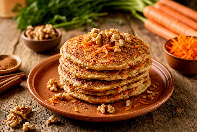 152. Karotten-Walnuss-Pfannkuchen (Carrot-Cake-Style)