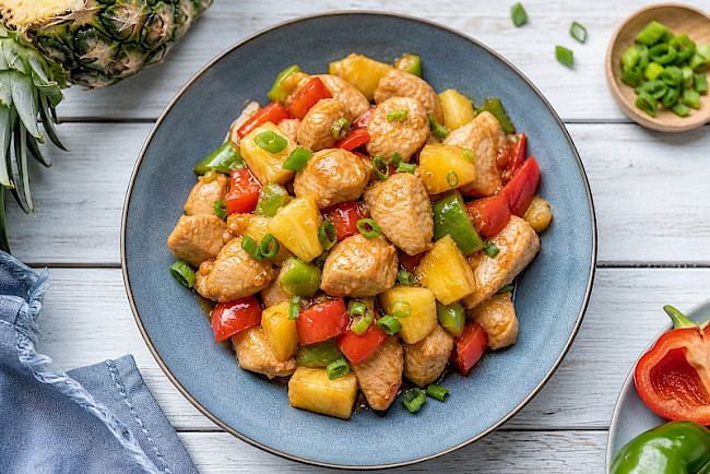 203. Pute süßsauer mit Ananas & Paprika