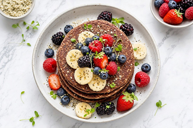 Schoko-Protein-Pancakes mit Banane