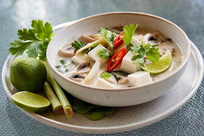 Tom Kha Tofu (Kokossuppe mit Galgant)