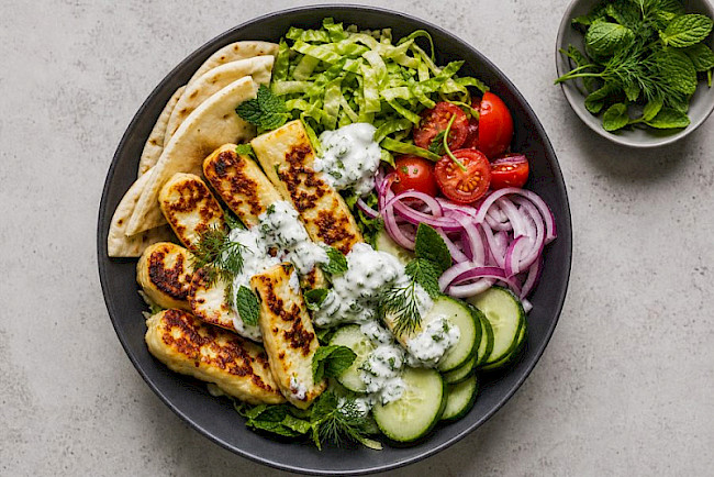 Halloumi-Gyros mit Zaziki