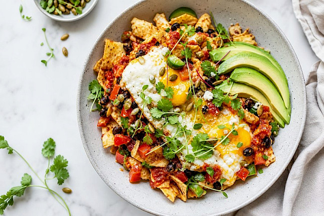 Mexikanische Migas mit Ei und Käse