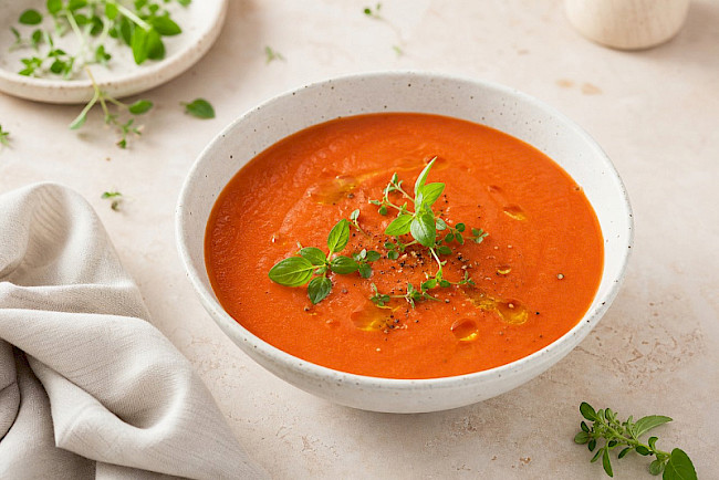 Low-Carb · Kaltes Gazpacho
