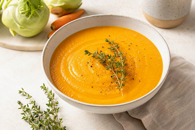 Vollwert · Kohlrabi-Möhren-Suppe
