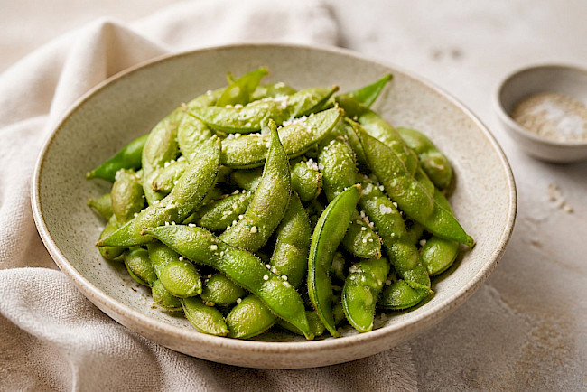 244. Edamame mit Sesam und Meersalz