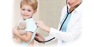 entspannte Untersuchung beim Kinderarzt