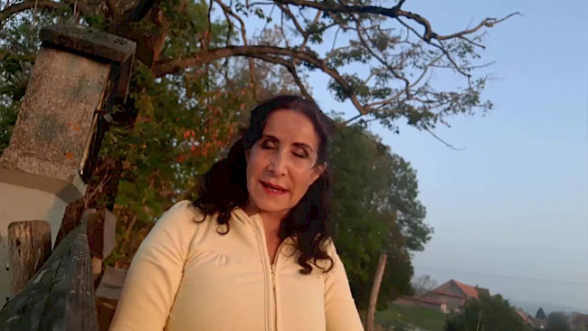 1. Tag Loslassen_ Übung ausleeren