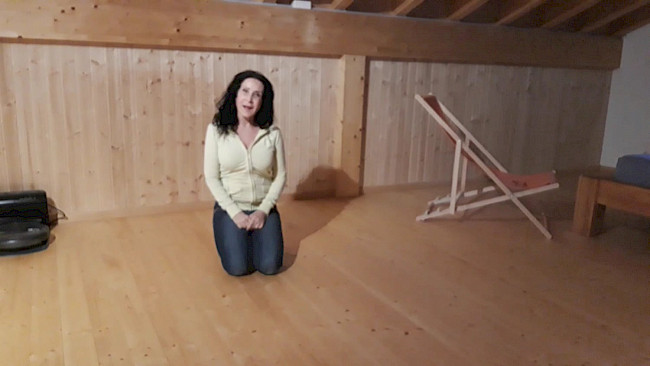 114. Tag Gewichtsregulation_Yogaübung Schulterstand