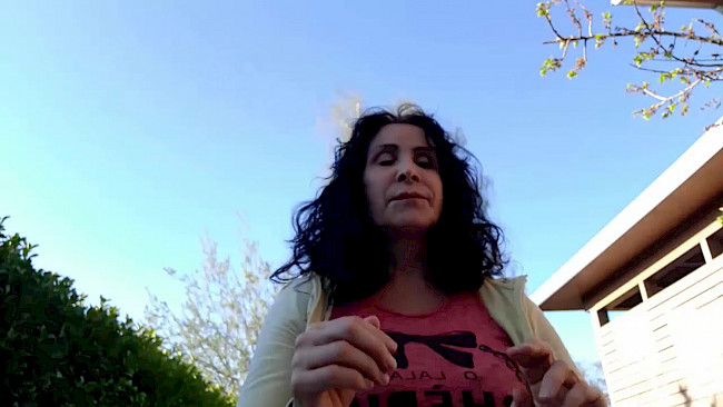 137. Tag Schultern- und Nackenentspannung_Yogaübung