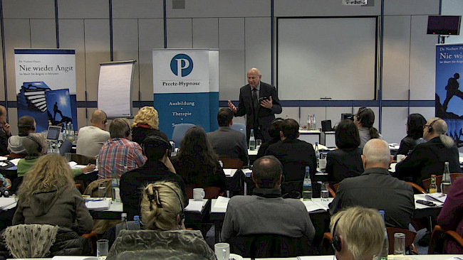 Dr. Yager spricht über die Behandlung von Schmerzen