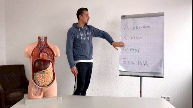 Erste Hilfe Maßnahmen