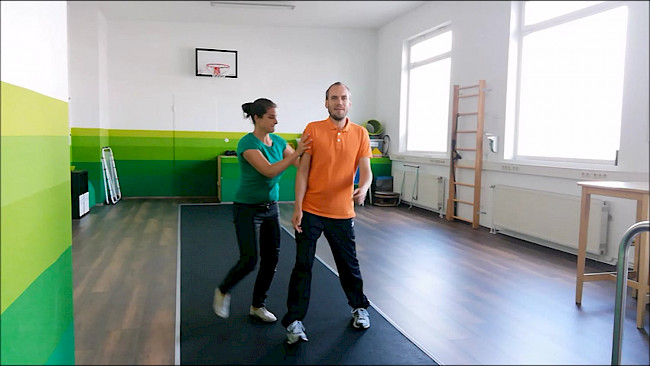 Tag 18: Partnertraining dynamisches Gleichgewicht